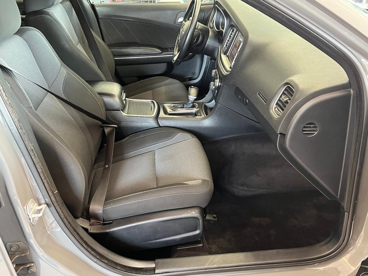 2017 Dodge Charger SXT AWD+Heated Seats+Remote Start+Clean Carfax - Photo #21