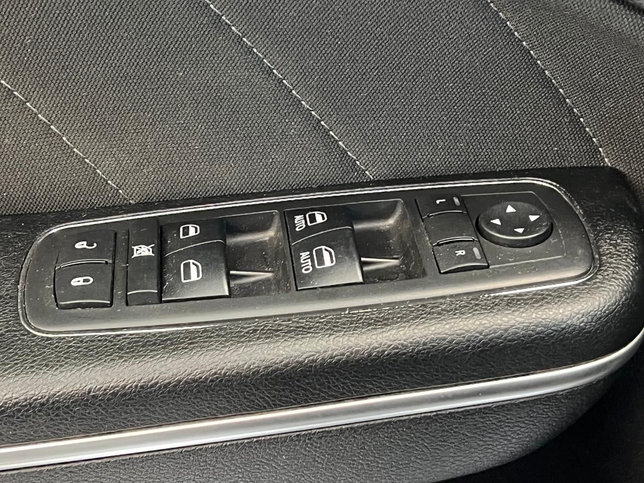 2017 Dodge Charger SXT AWD+Heated Seats+Remote Start+Clean Carfax - Photo #45