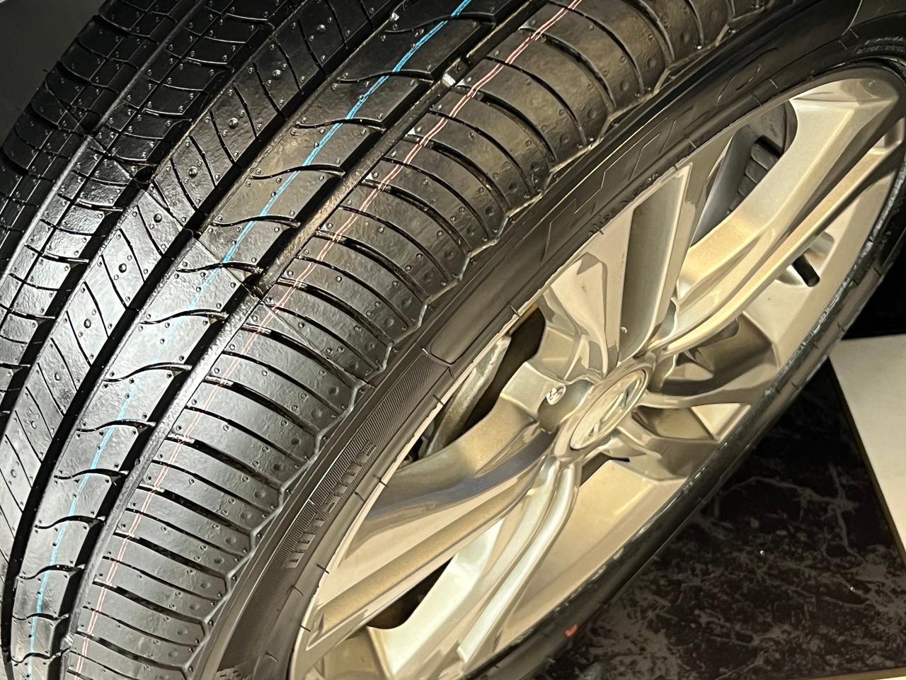 2018 Hyundai Sonata Sport+Roof+Leather+New Tires & Brakes+CLEAN CARFAX - Photo #13
