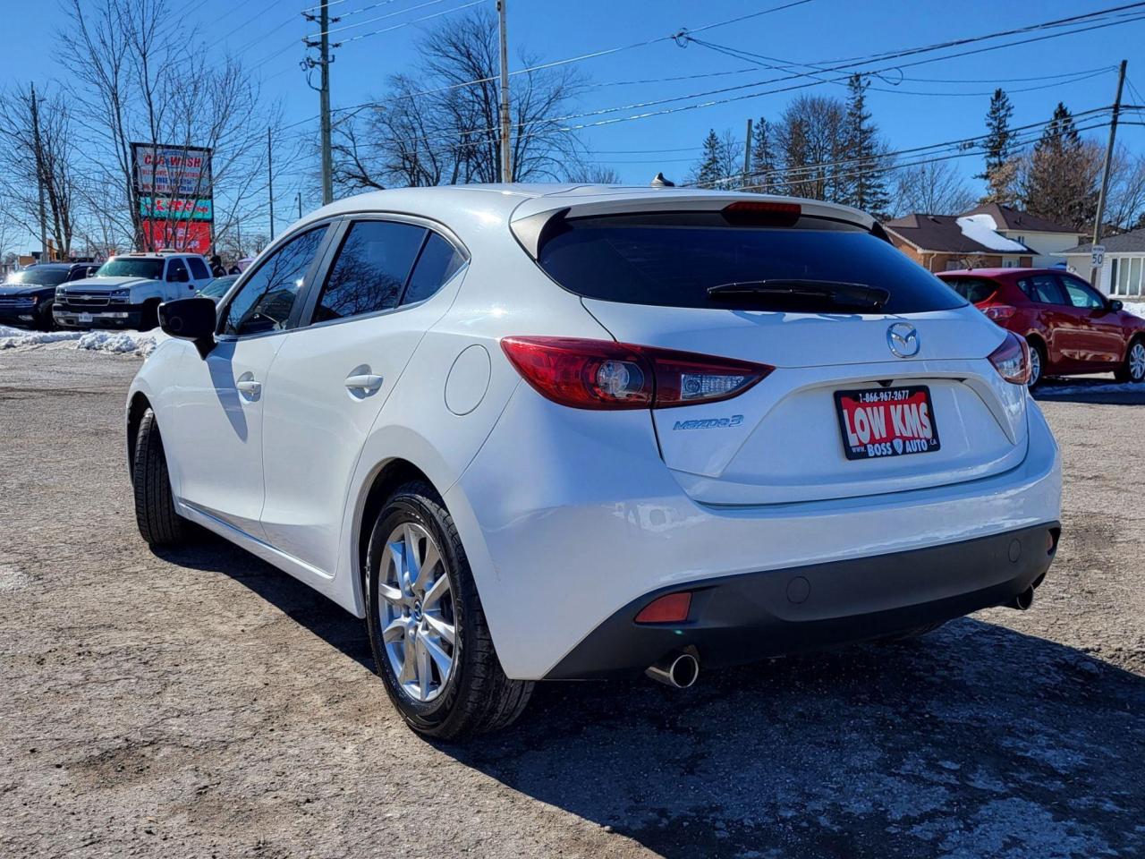 2015 Mazda MAZDA3 GS-SKY Photo2