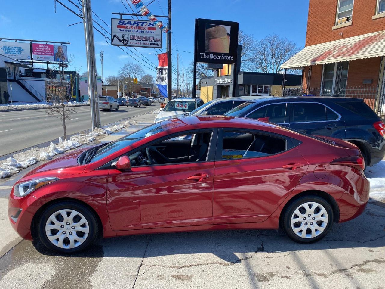 2016 Hyundai Elantra 4dr Sdn Auto SE
