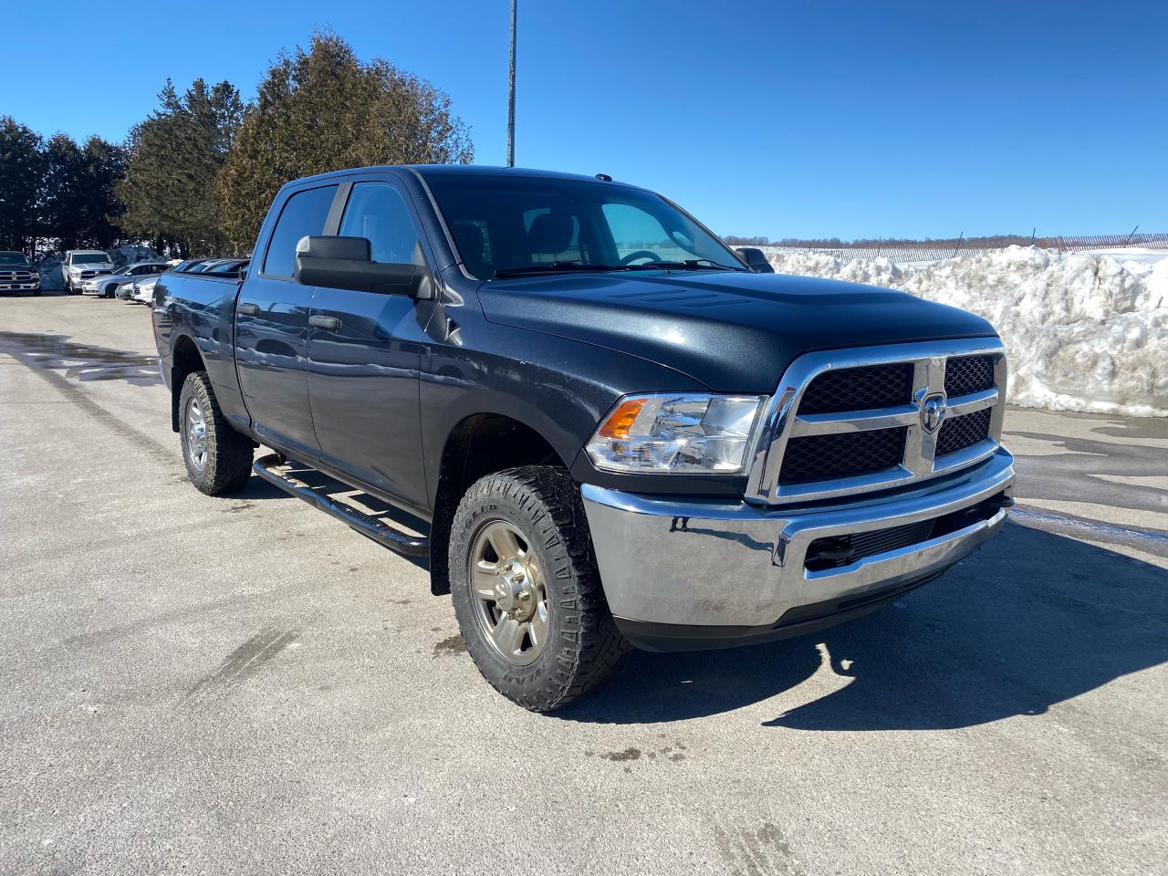2015 RAM 2500 SLT 4x4  DIESEL