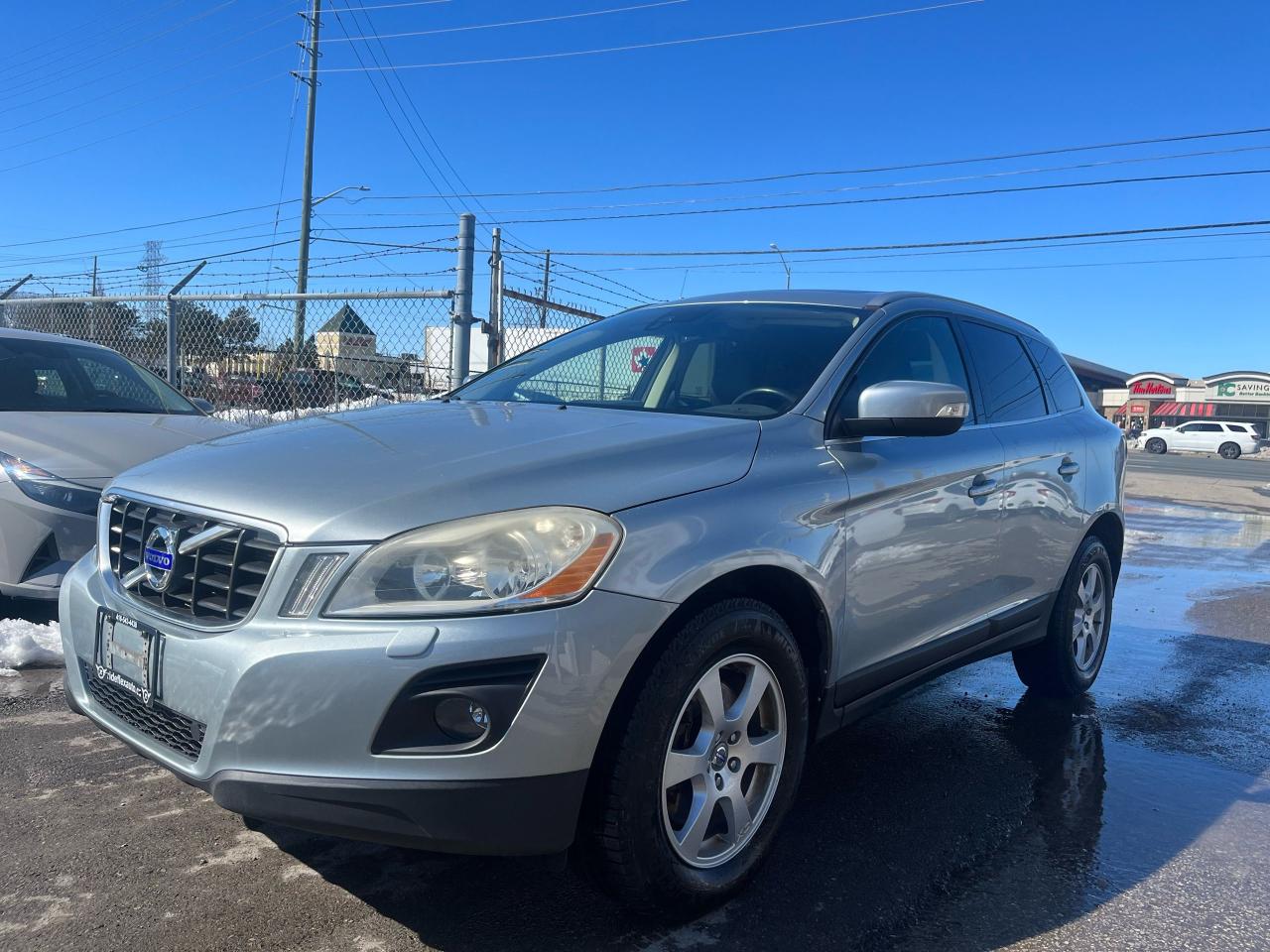 2010 Volvo XC60 T6 - Photo #1