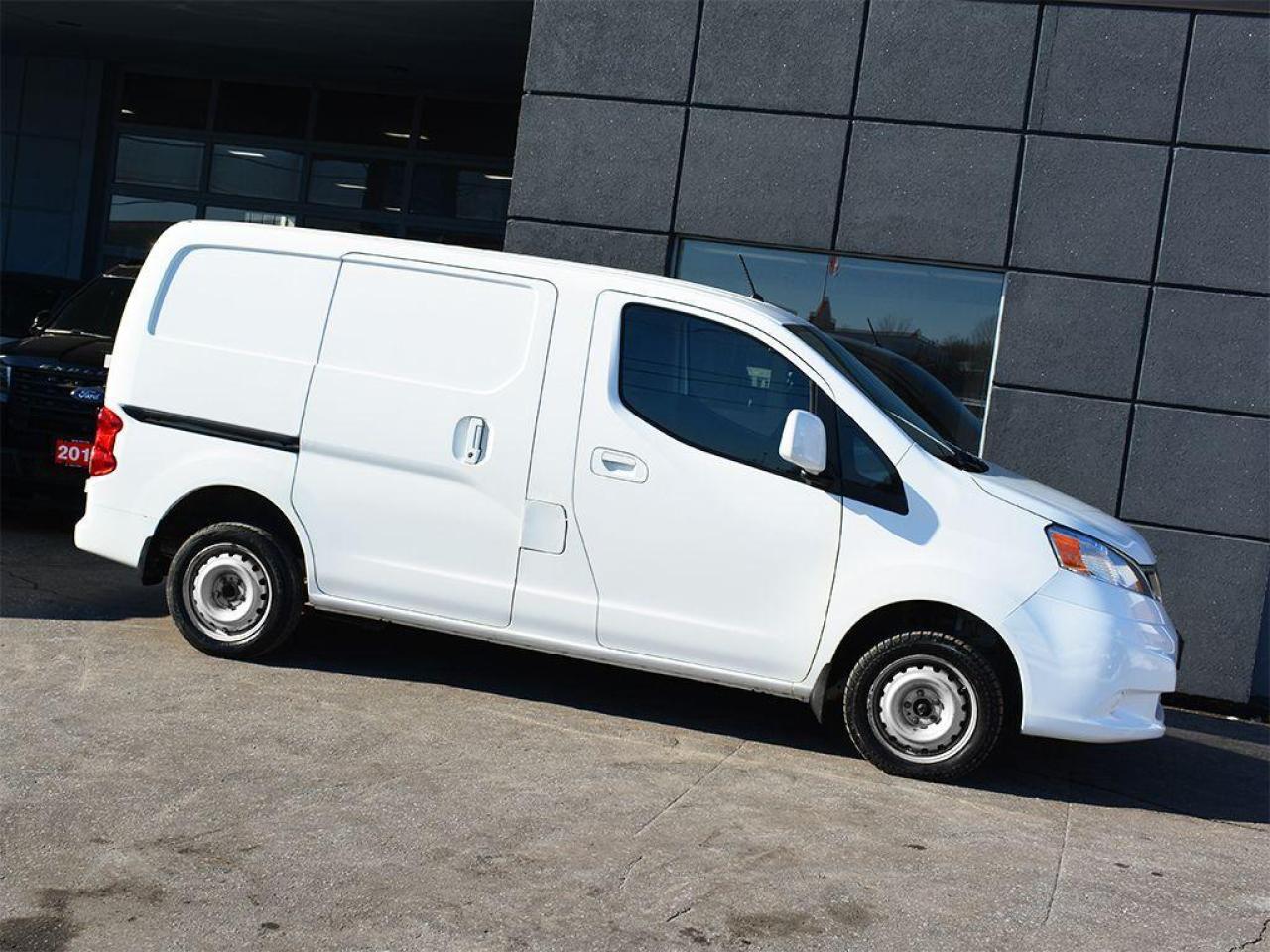 2014 Nissan NV200 DUAL SLIDING DOORS