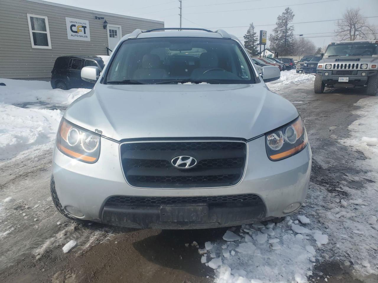 2009 Hyundai Santa Fe GLS - Photo #1