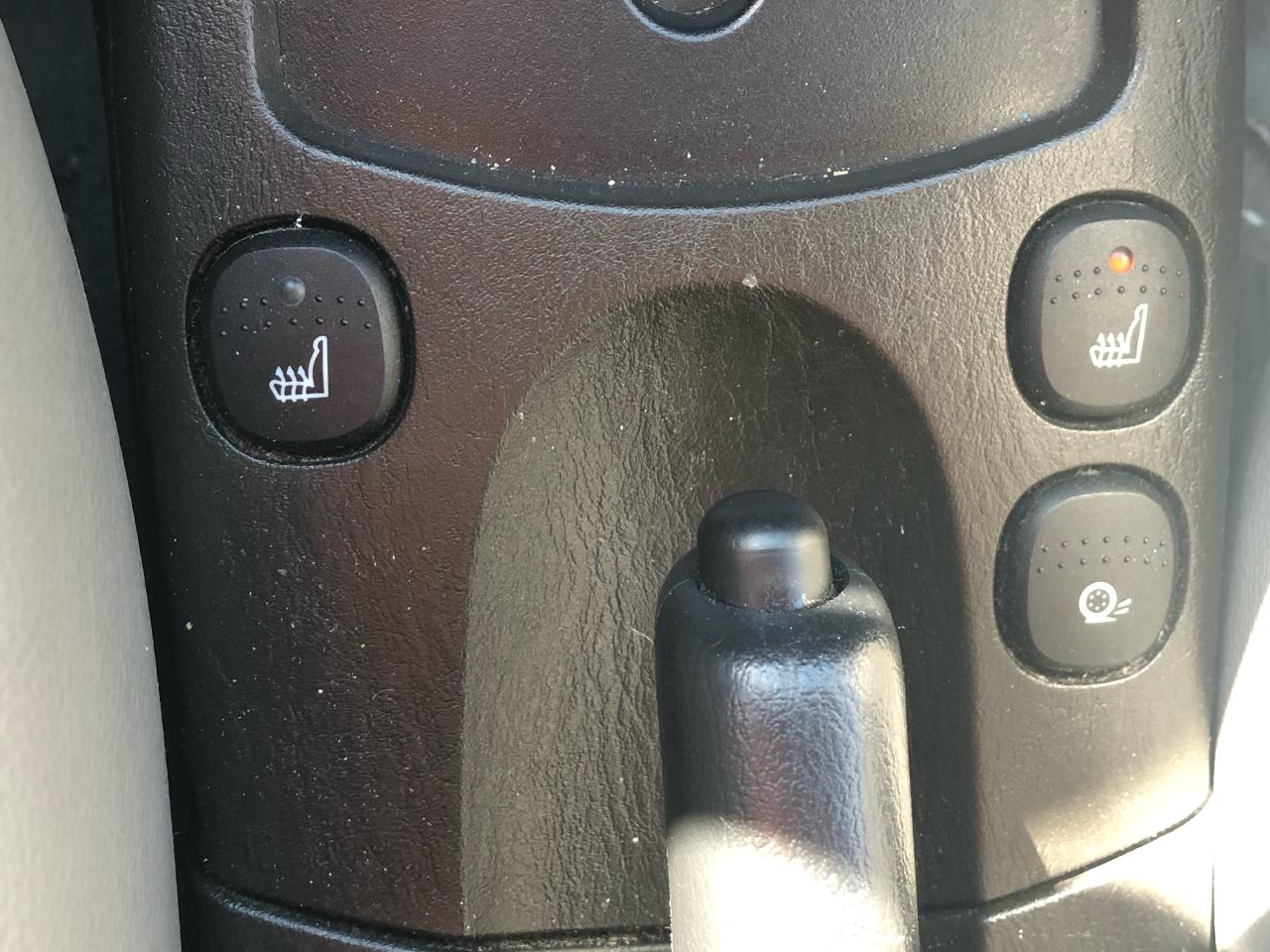 2007 Ford Focus SE HEATED SEATS! - Photo #9