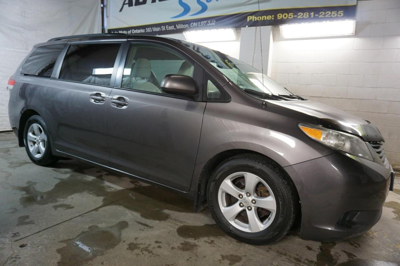 2011 Toyota Sienna LE 8 PSSNGR CAMERA CERTIFIED CAMERA BLUETOOTH *SERVICE RECORD* POWER DOOR CRUISE