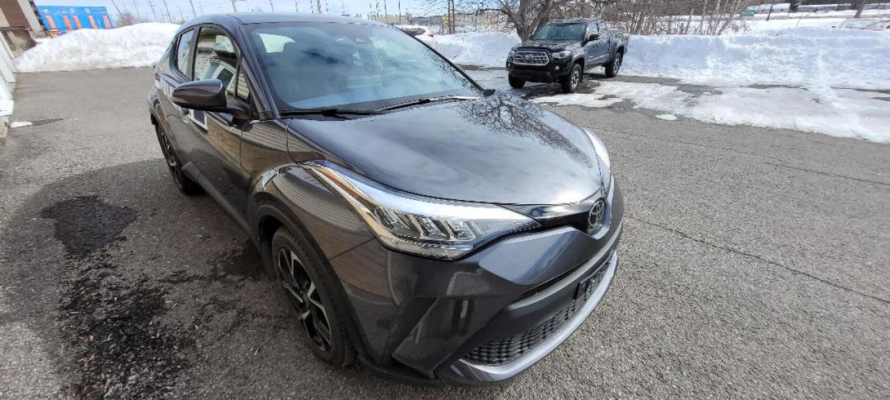 2021 Toyota C-HR XLE Premium FWD