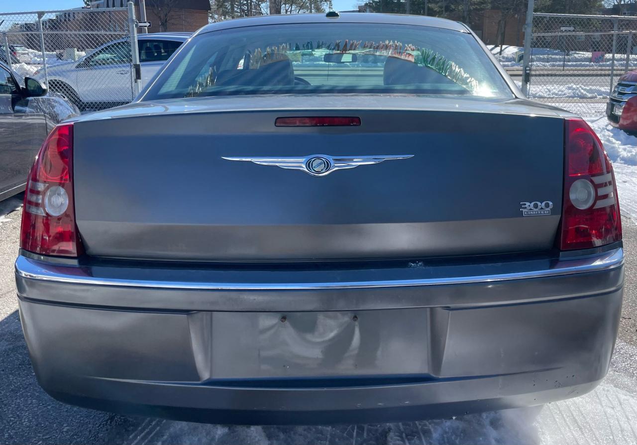 2009 Chrysler 300 Comes with sunroof, Leather seats, Cruise control, Heated seats, Bluetooth,Aux And Alloy wheels in this 300 Limited - Photo #18