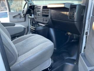 2016 GMC Savana EXTENDED 2500 155" LOW KM NO ACCIDNET SAFETY - Photo #17