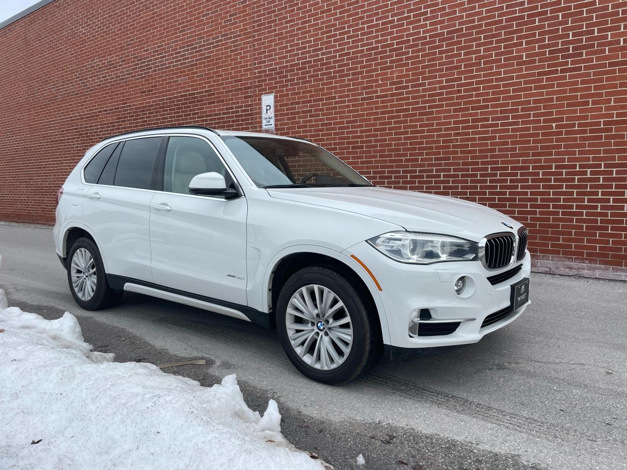 2014 BMW X5 7 PASSENGER, REAR ENT., PANO, HEAT/COOLED SEAT - Photo #1