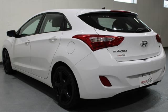 2014 Hyundai Elantra GT GL 6sp