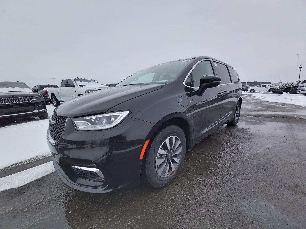 Pacifica hybrid touring plus best sale for sale