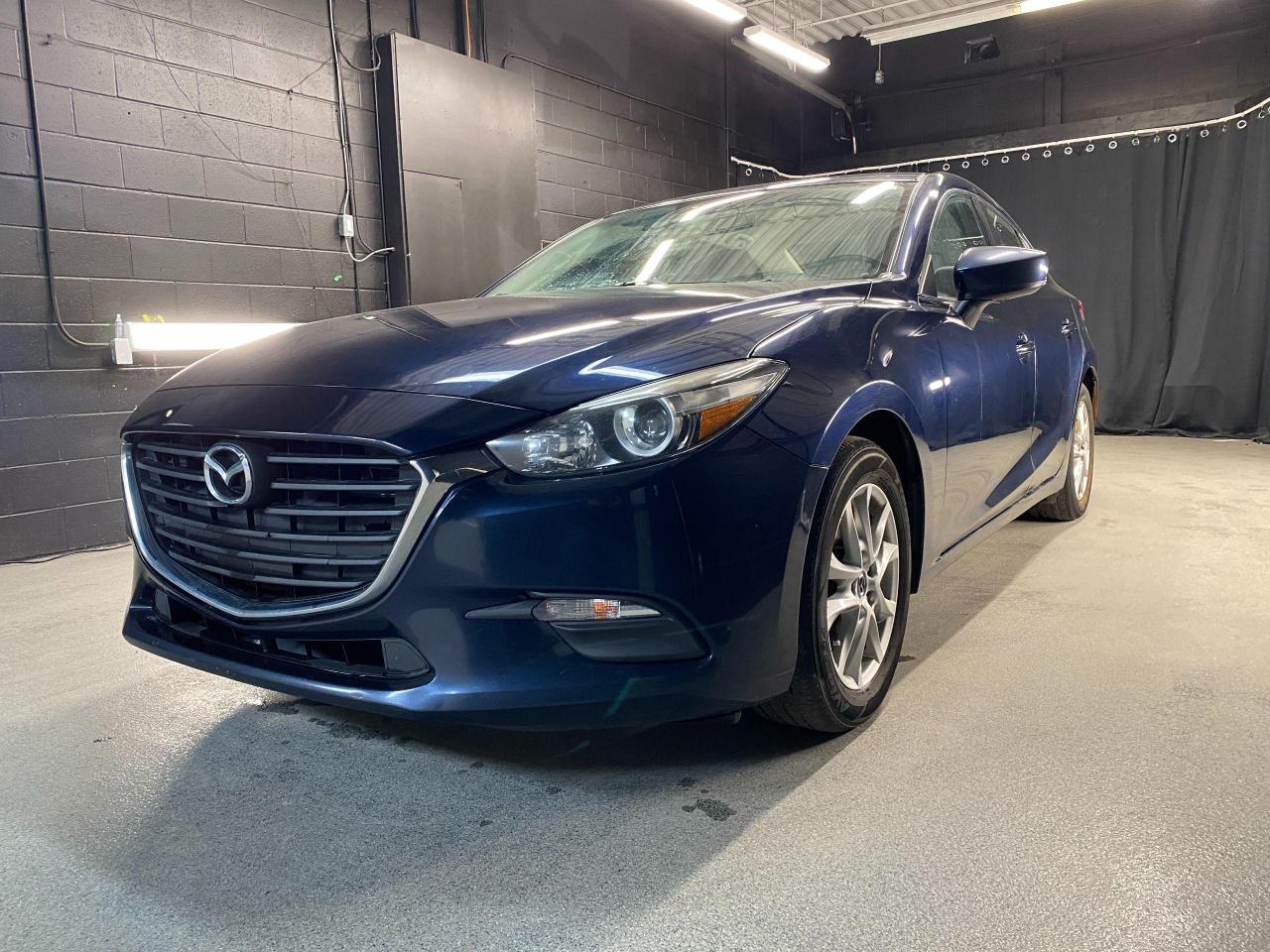 2017 Mazda MAZDA3 SE / Clean CarFax / Leather - Photo #1