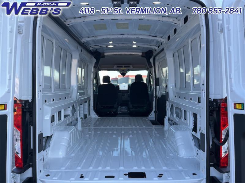 2023 Ford E-Transit Cargo Van BASE Photo5