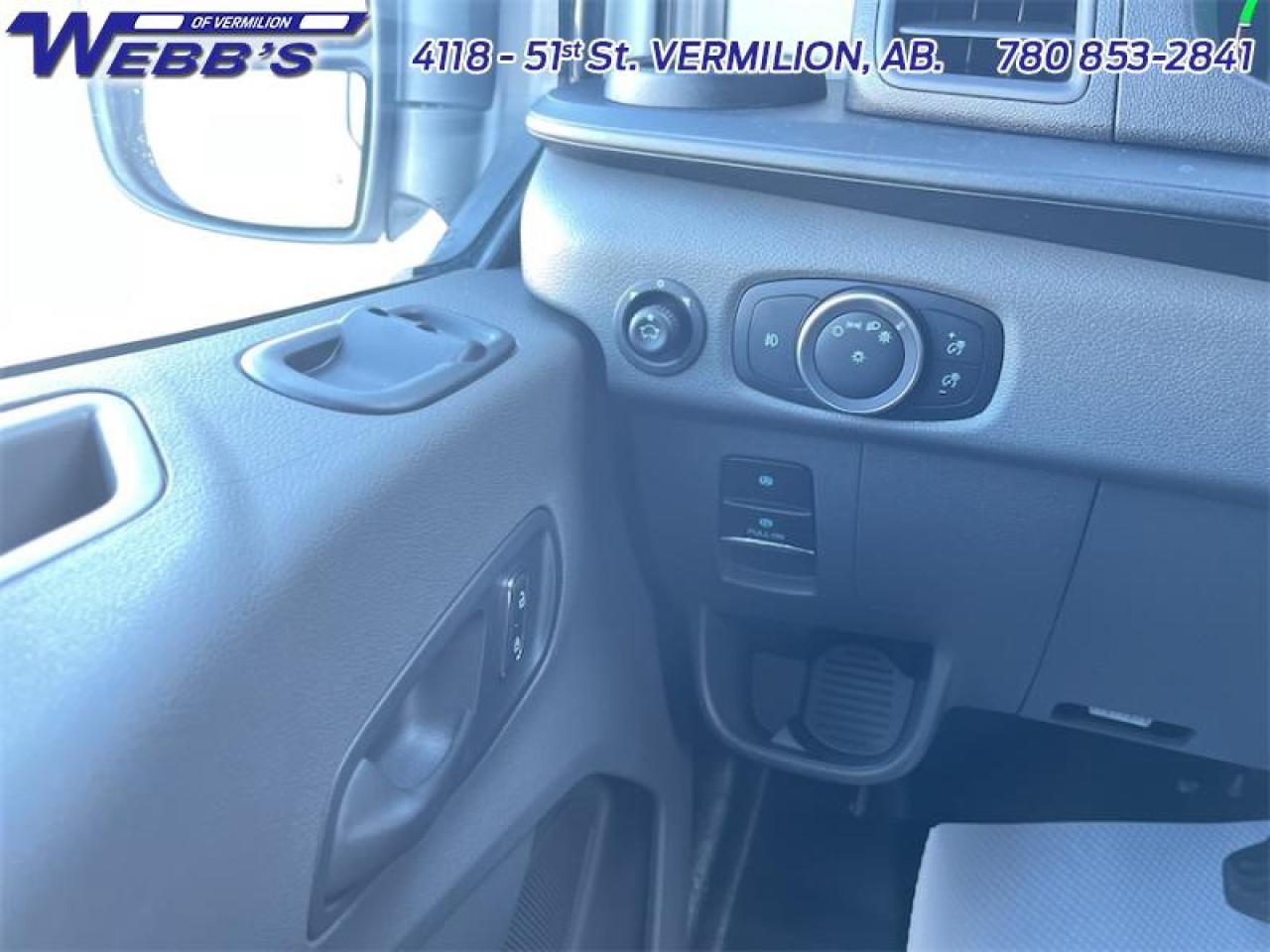 2023 Ford E-Transit Cargo Van BASE Photo5