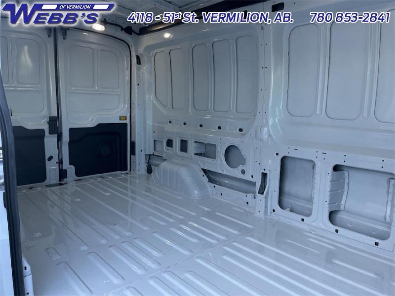 2023 Ford E-Transit Cargo Van BASE Photo5