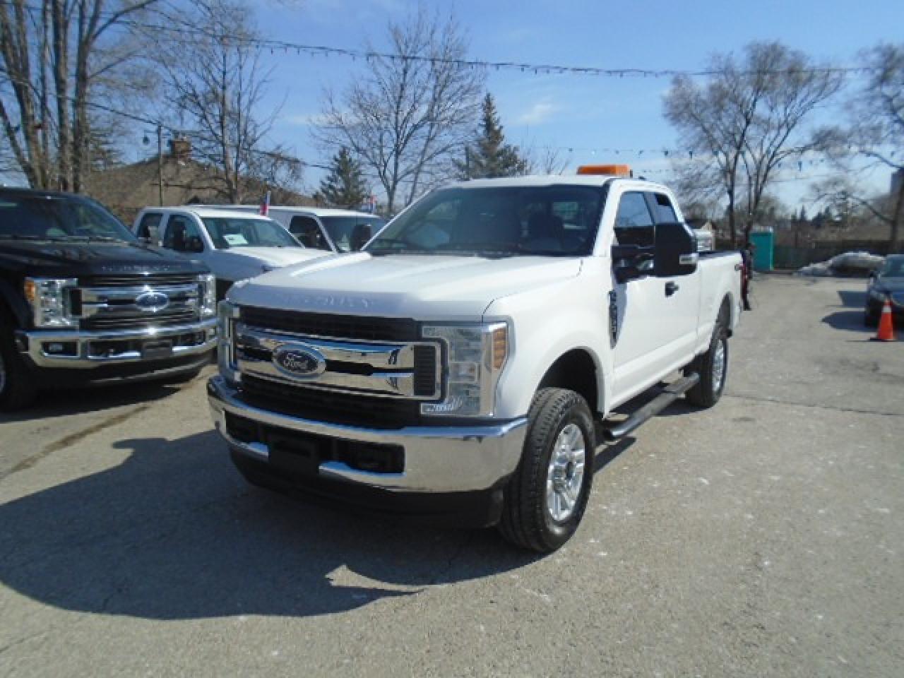 2018 Ford F-250 XLT 4WD SuperCab 6.75' Box - Photo #1