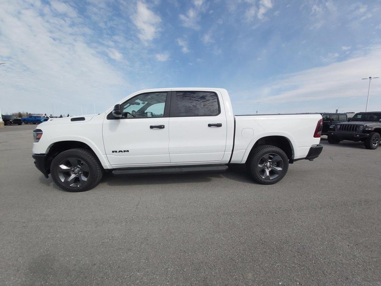 2023 RAM 1500 Big Horn Photo3