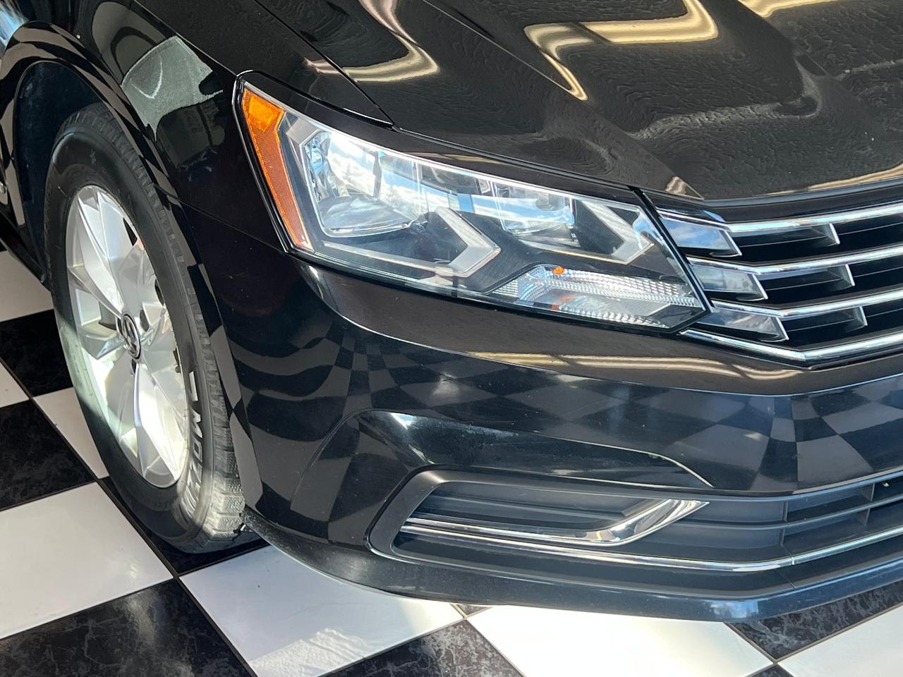 2016 Volkswagen Passat Trendline+Camera+ApplePlay+CLEAN CARFAX Photo35
