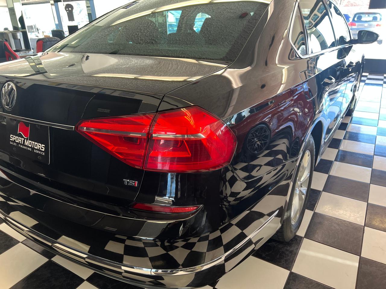 2016 Volkswagen Passat Trendline+Camera+ApplePlay+CLEAN CARFAX Photo38