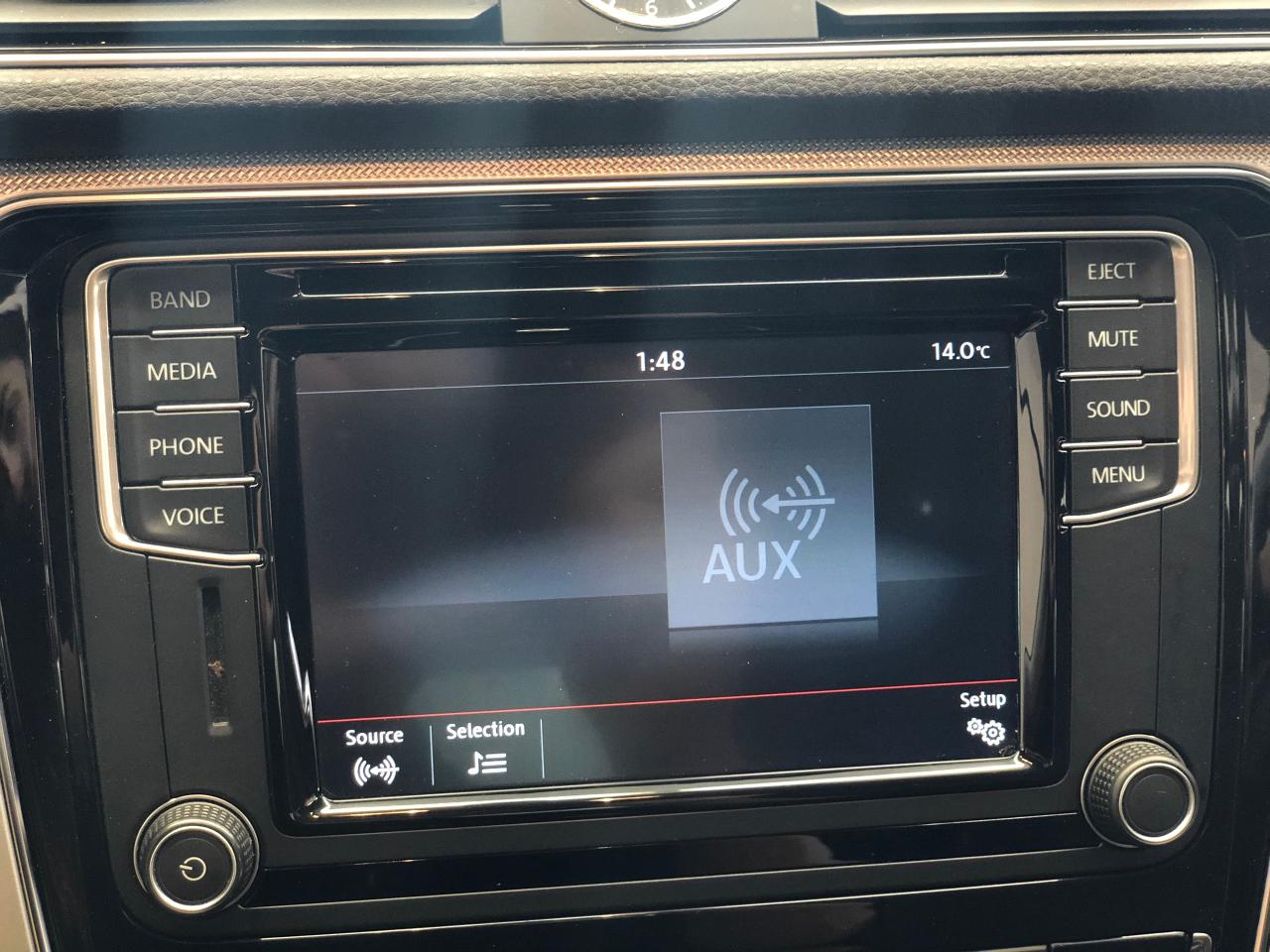 2016 Volkswagen Passat Trendline+Camera+ApplePlay+CLEAN CARFAX Photo29