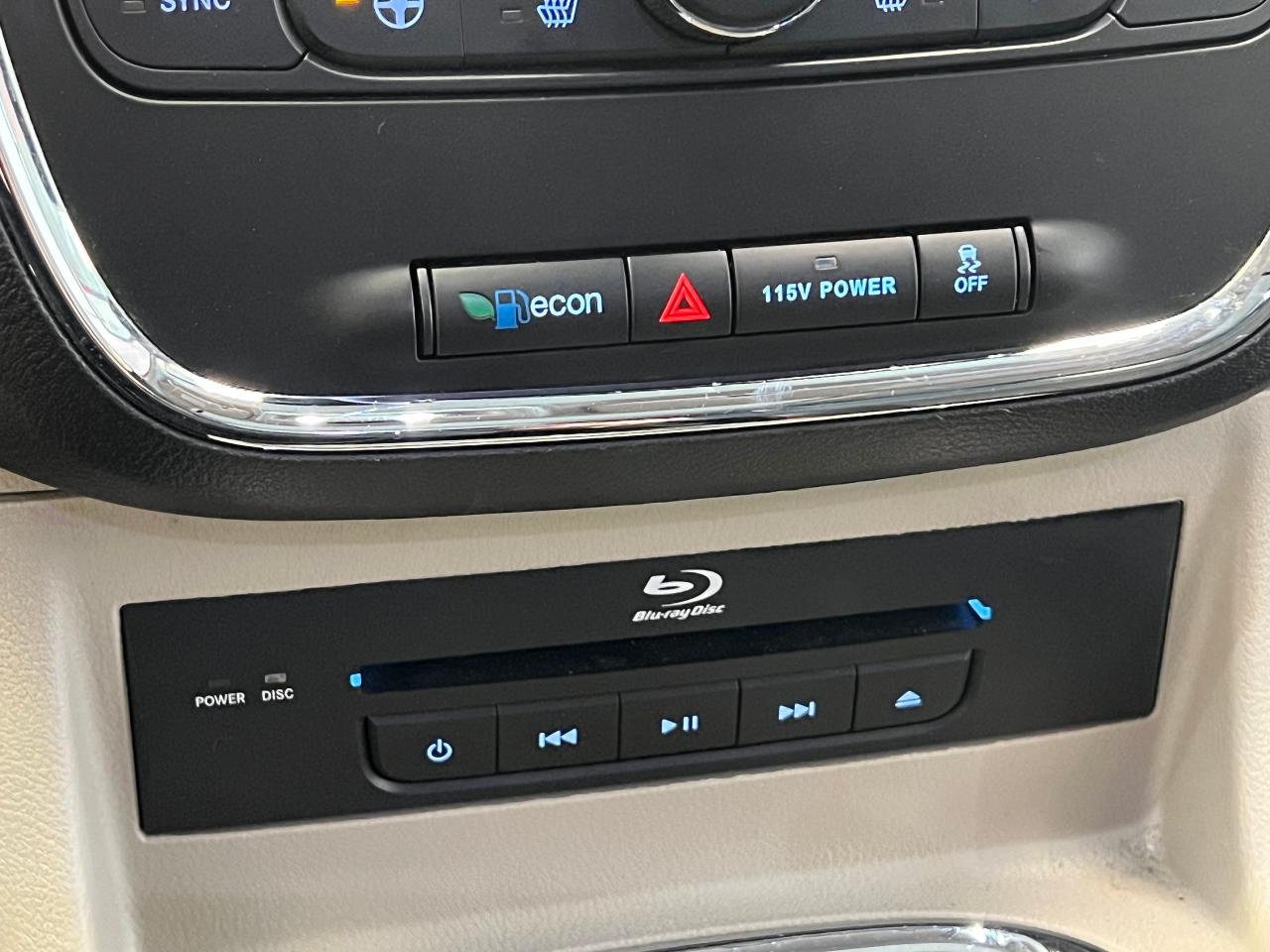 2015 Dodge Grand Caravan PENDING!Crew Plus+DVDs+PowerDoors+Camera+ - Photo #38
