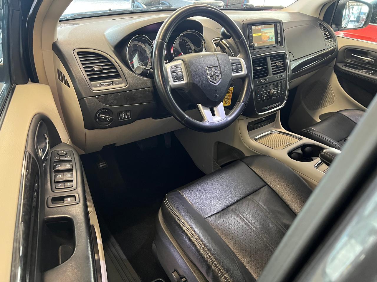 2015 Dodge Grand Caravan PENDING!Crew Plus+DVDs+PowerDoors+Camera+ - Photo #20