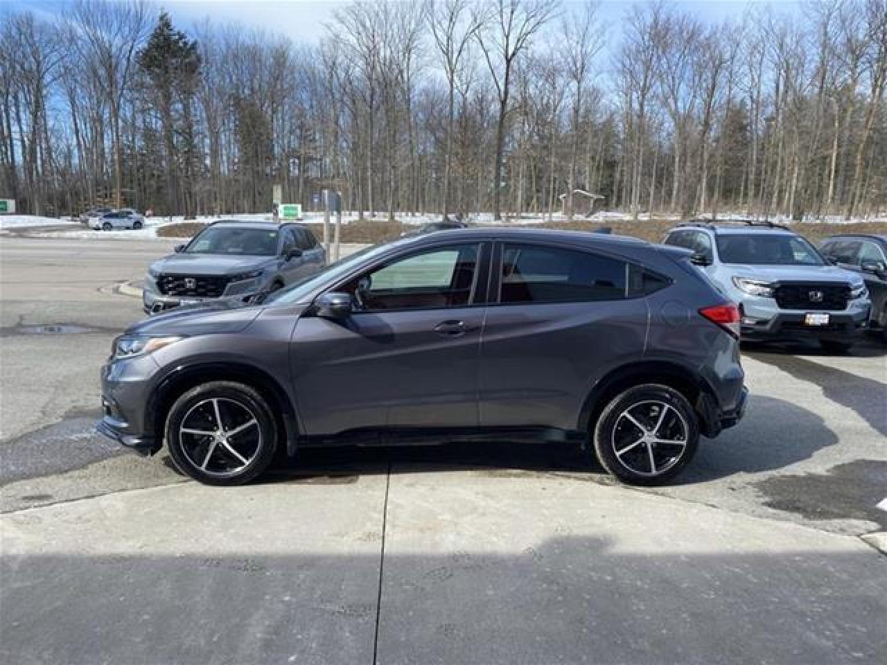 2021 Honda HR-V Sport Photo2