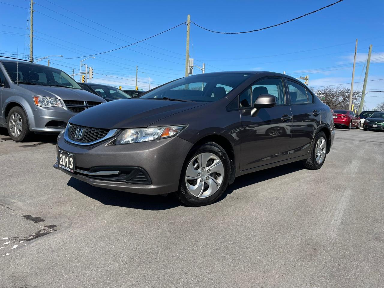 2013 Honda Civic AUTO 4DR NO ACCIDENT CERTIFED BLUE TOOTH Photo2