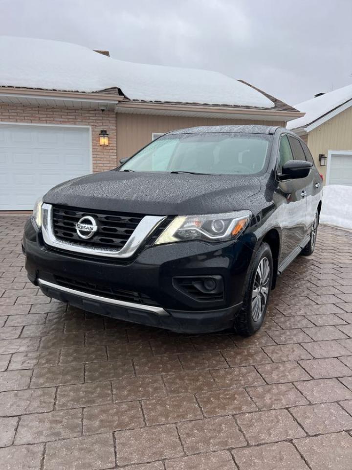 Used 2017 Nissan Pathfinder 4WD 4dr S for sale in Scarborough, ON