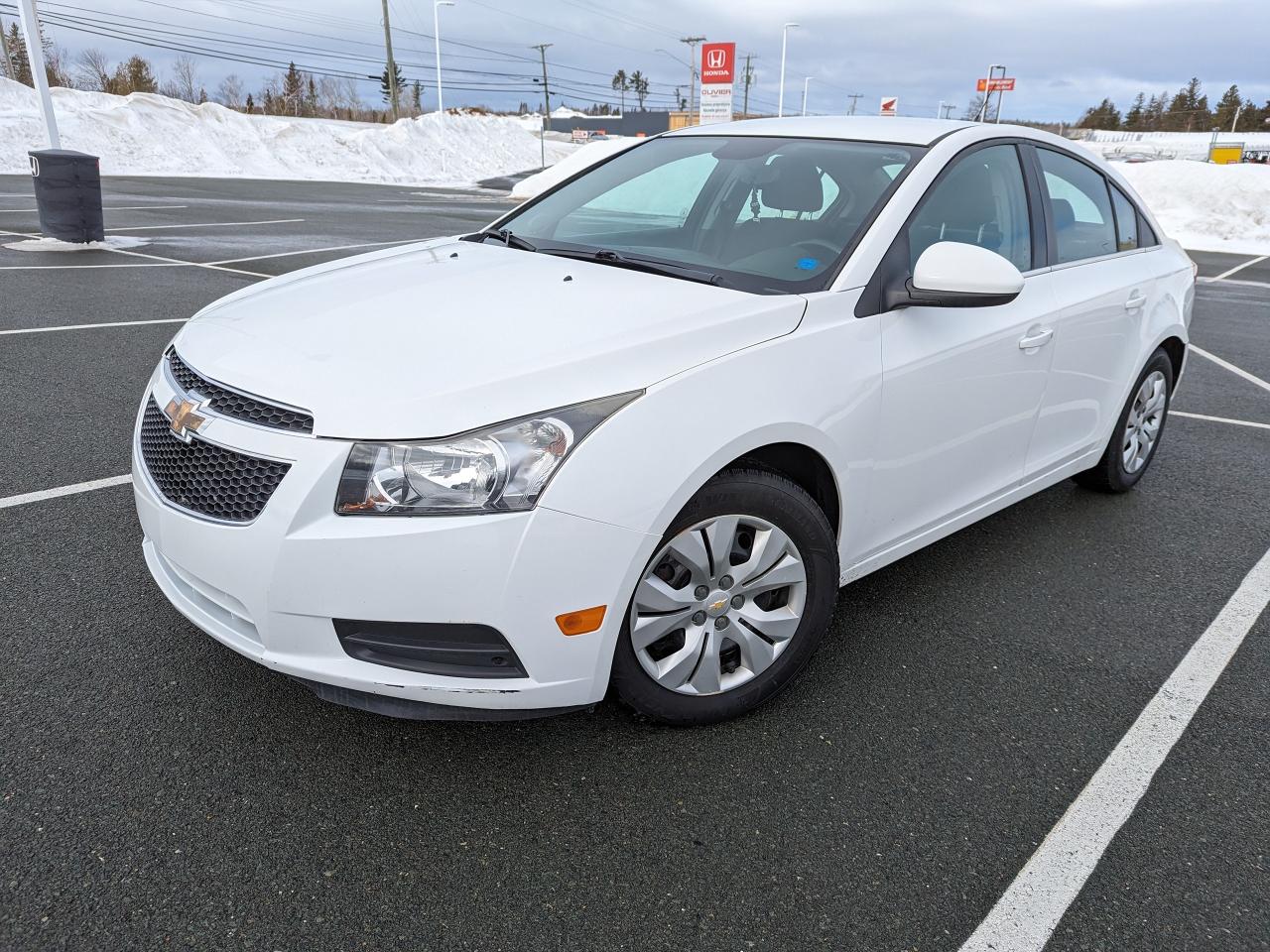 2014 Chevrolet Cruze 4dr Sdn 1LT - Photo #1