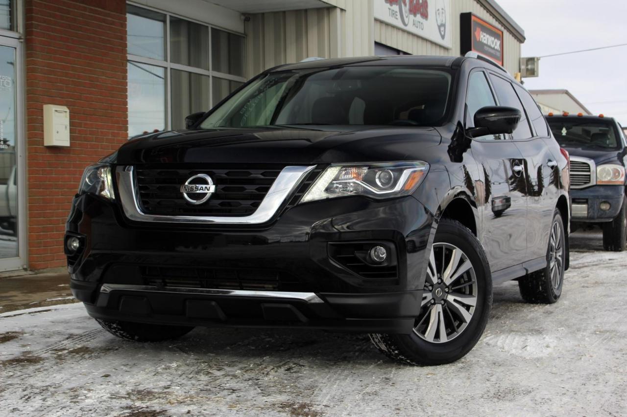 Used 2017 Nissan Pathfinder SL 4x4 - BOSE AUDIO - LEATHER for sale in Saskatoon, SK