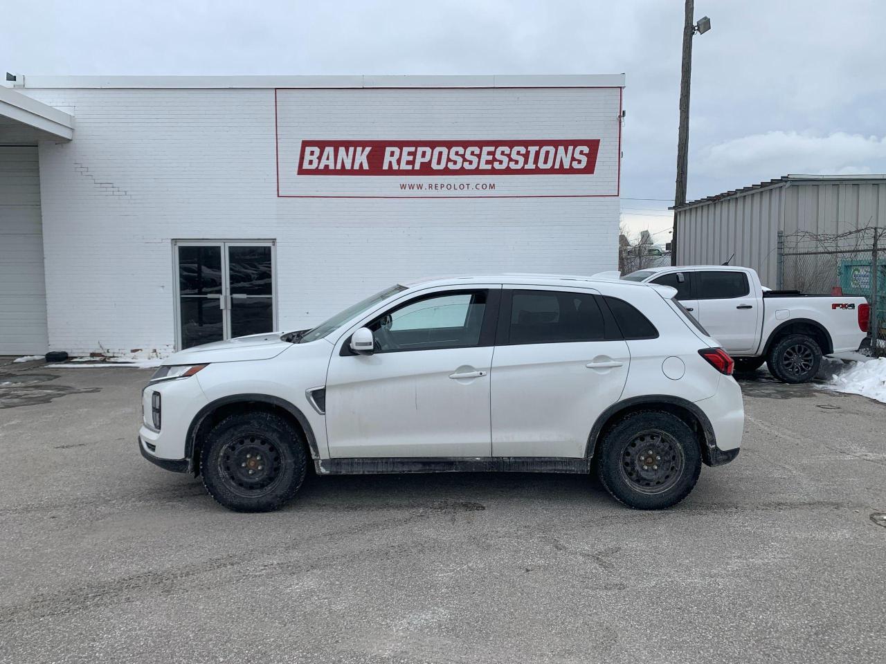 2020 Mitsubishi RVR SE