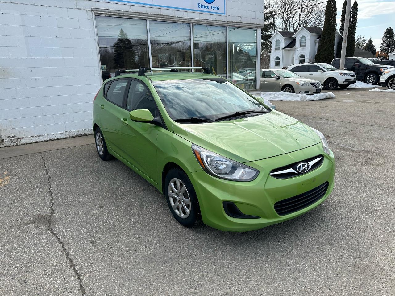 2013 Hyundai Accent GL - Photo #1