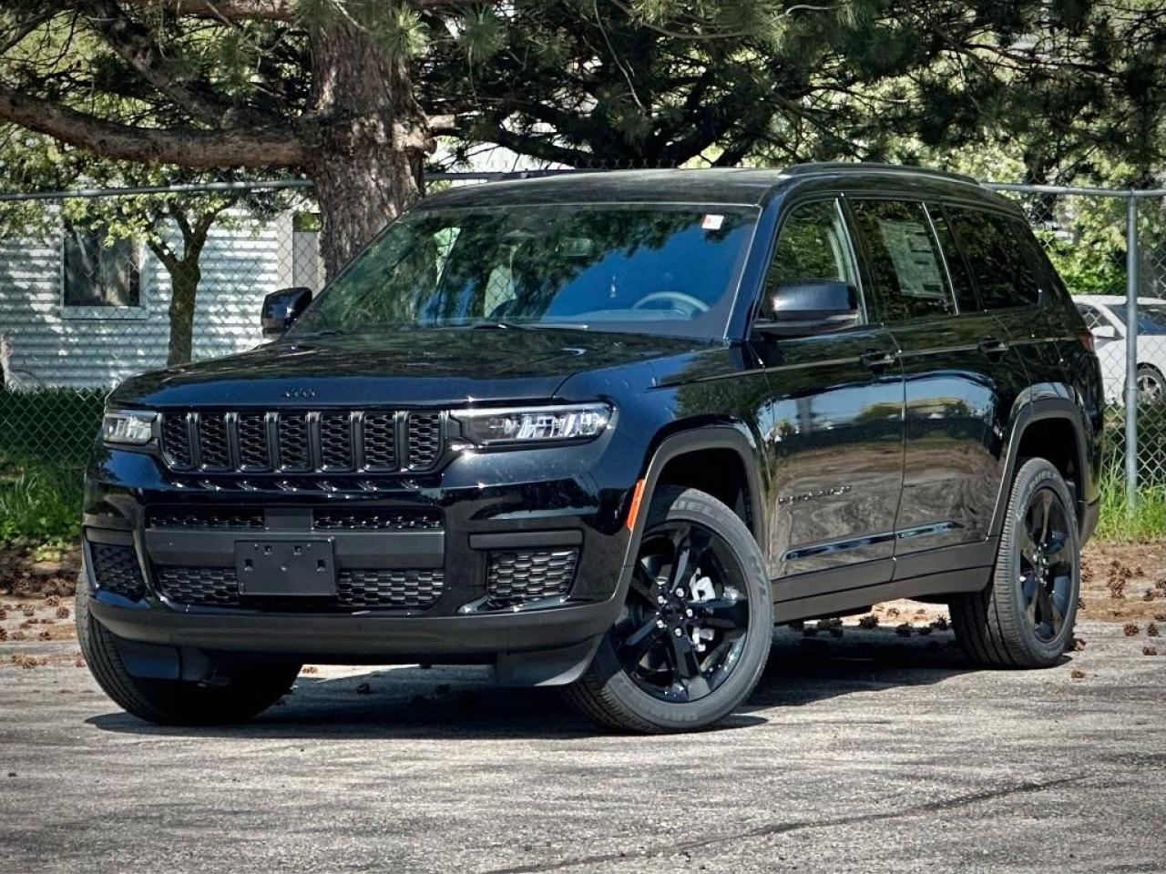 New 2023 Jeep Grand Cherokee L for sale in Waterloo, ON