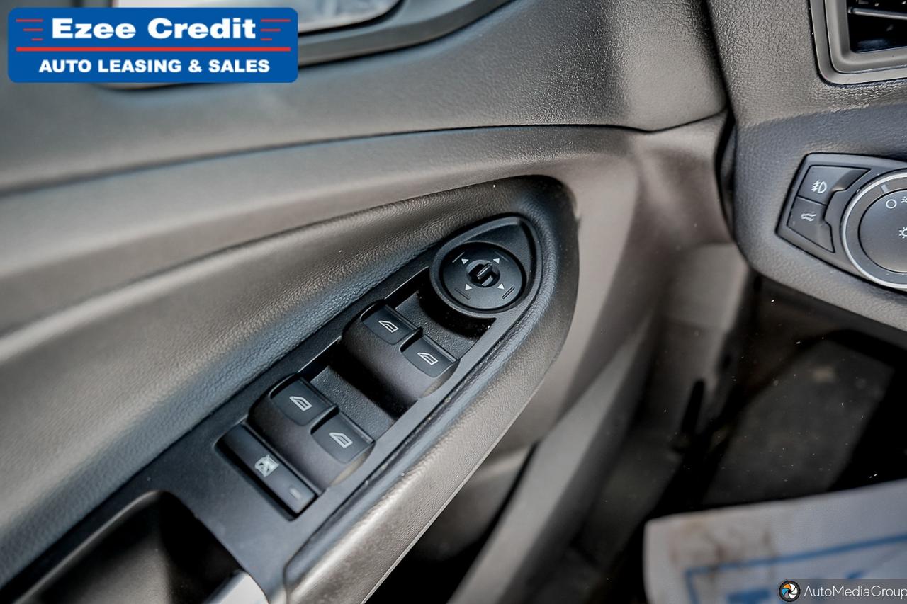2018 Ford Escape SE Photo17