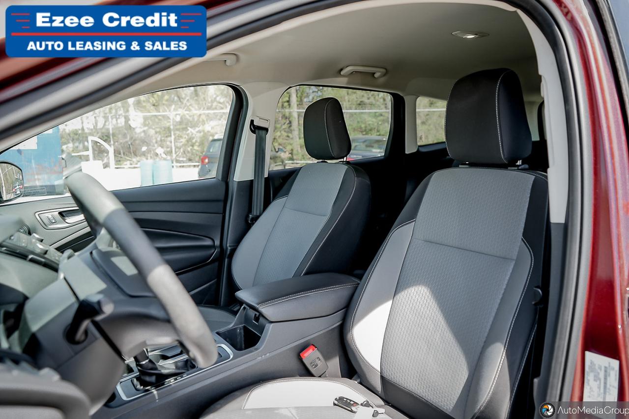 2018 Ford Escape SE Photo11