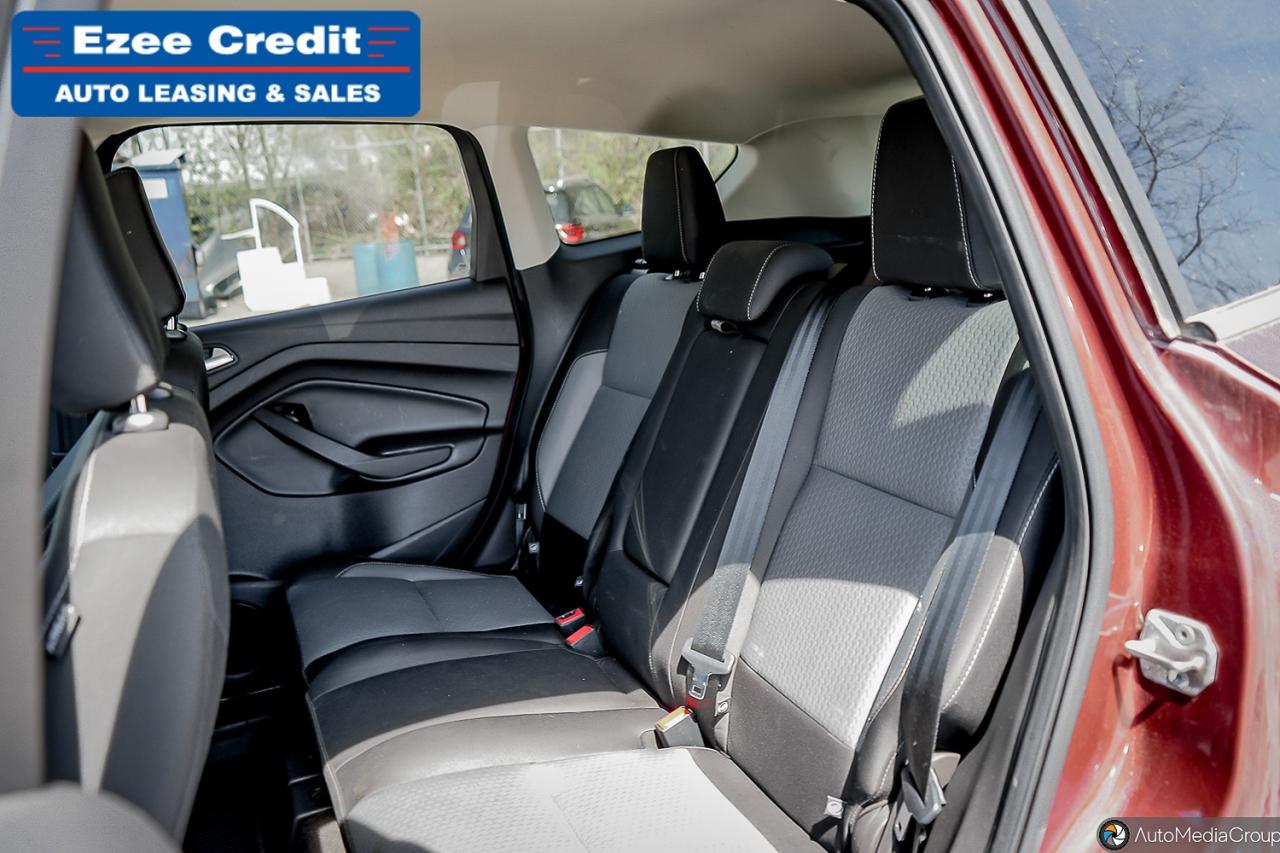 2018 Ford Escape SE Photo12