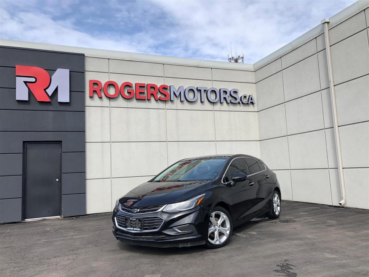 Used 2017 Chevrolet Cruze PREMIER HATCH - NAVI - SUNROOF - LEATHER for sale in Oakville, ON