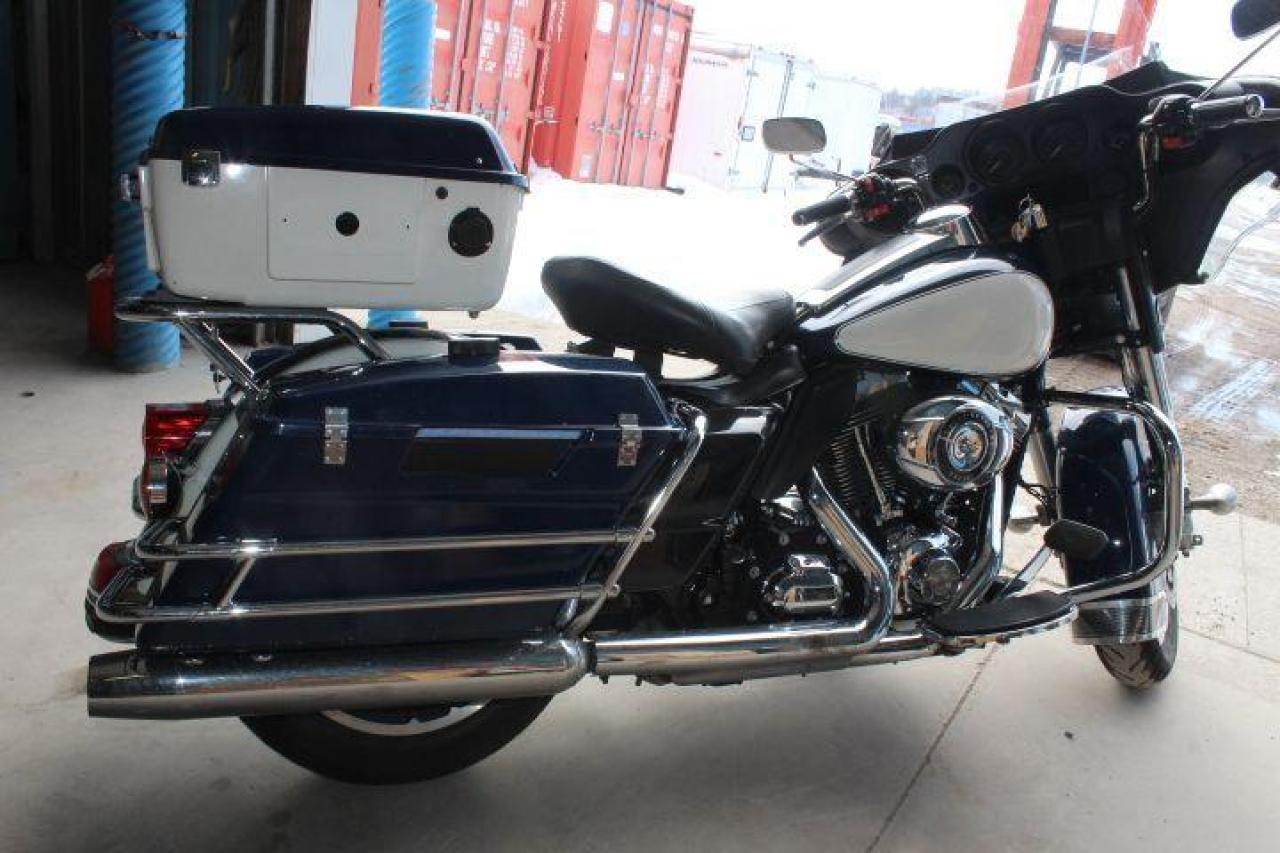 2013 Harley-Davidson FLHTP Electra Glide Police  Photo2