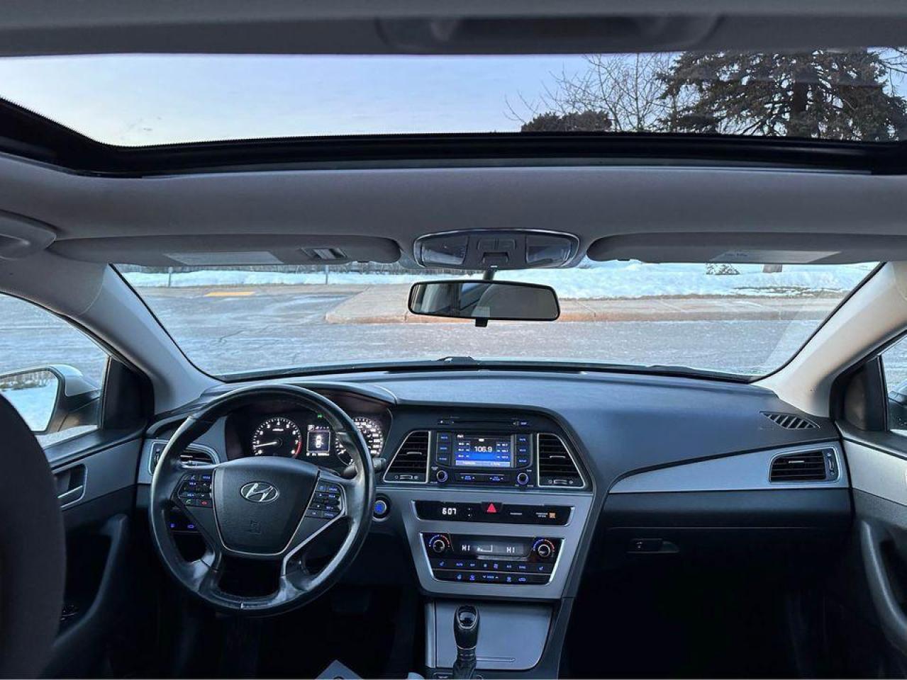 2016 Hyundai Sonata 2.4L GLS Photo3