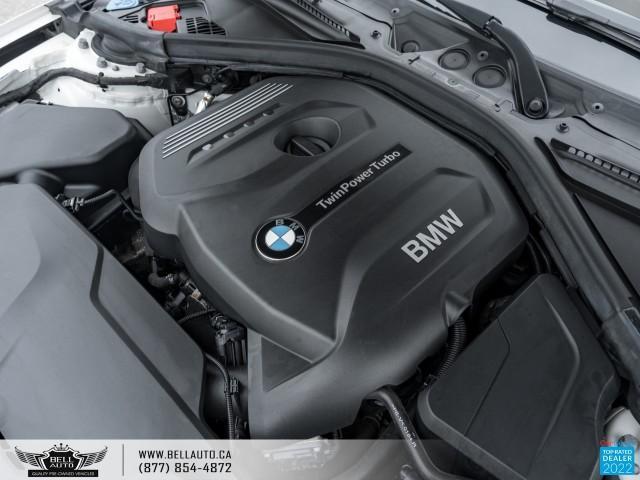 2018 BMW 3 Series 330i xDrive, Navi, Sunroof, BackUpCam, NoAccident, AWD Photo27