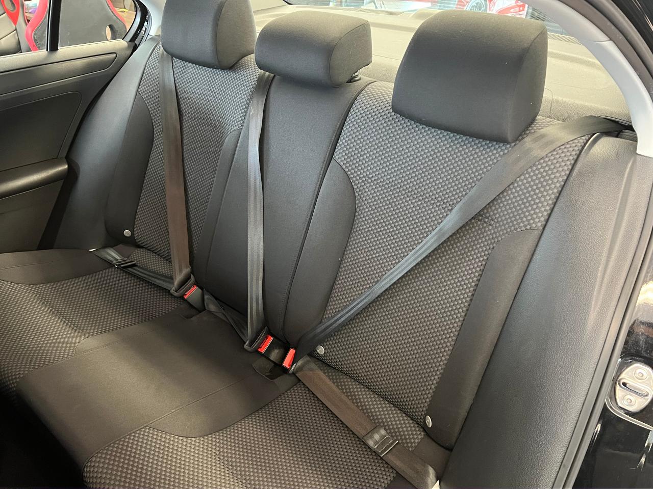 2013 Volkswagen Jetta Trendline+Heated Seats+A/C+Cruise+CLEAN CARFAX - Photo #24