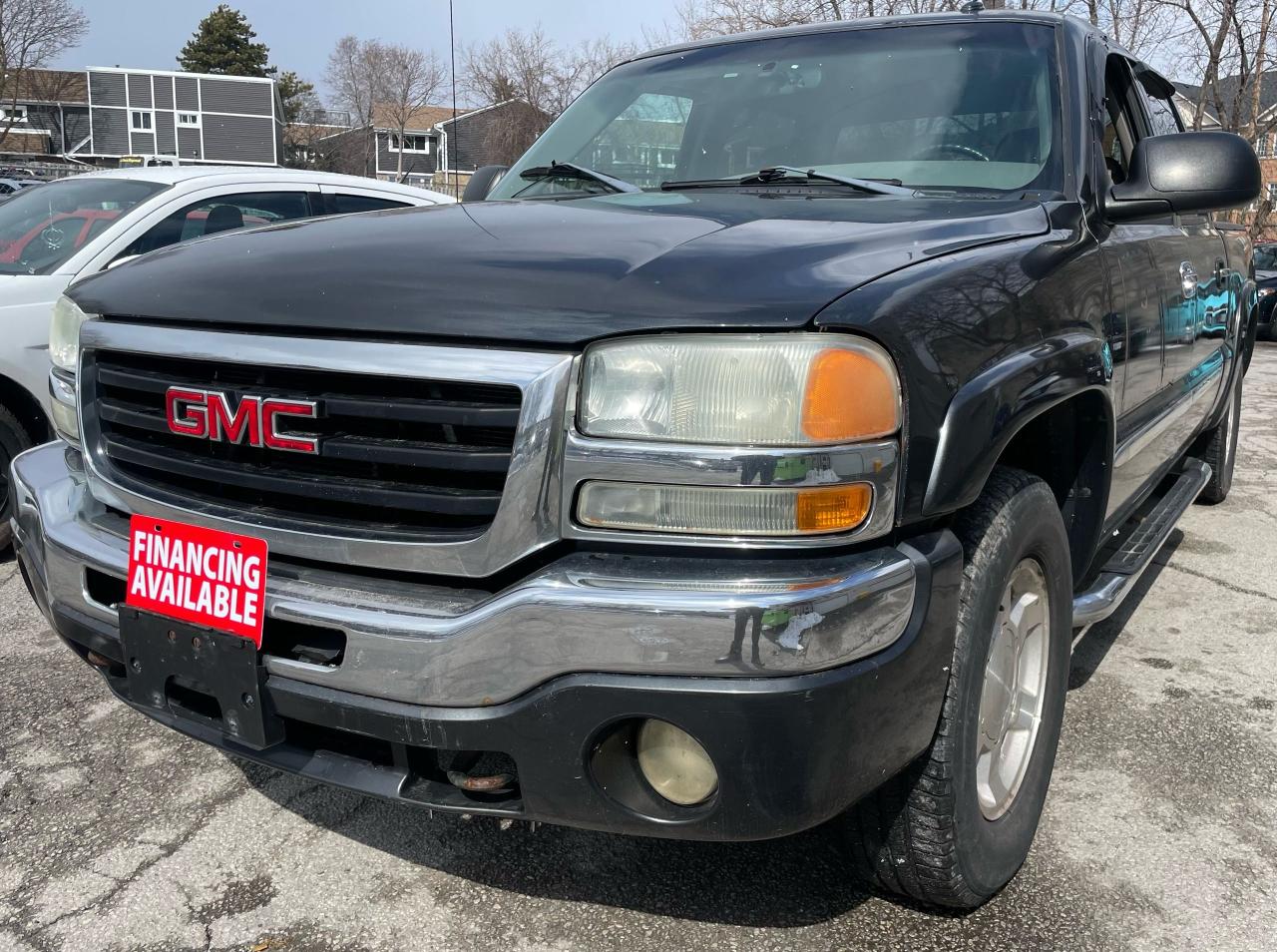 2004 GMC Sierra 1500 SLE- Leather seats ,8Cyclinder and much more
