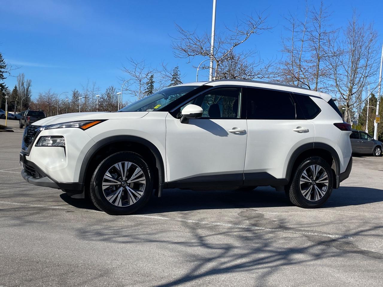 Used 2021 Nissan Rogue 2021.5 AWD SV for sale in Surrey, BC