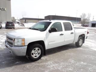 <p>2012 Chevrolet Silverado 1500 Crew cab 4x4 4.8 L v8 auto transmission shift on the floor 4x4 air cond, tilt, cruise, pl pw alloy wheels new tires new safety runs very well 244,000 km We offer extended warranties priced at $ 12900 plus taxes Conquest truck & Auto Sales 149 Oak point hwy Winnipeg 204 633 1135 or online at www.conquesttruck.ca</p>
