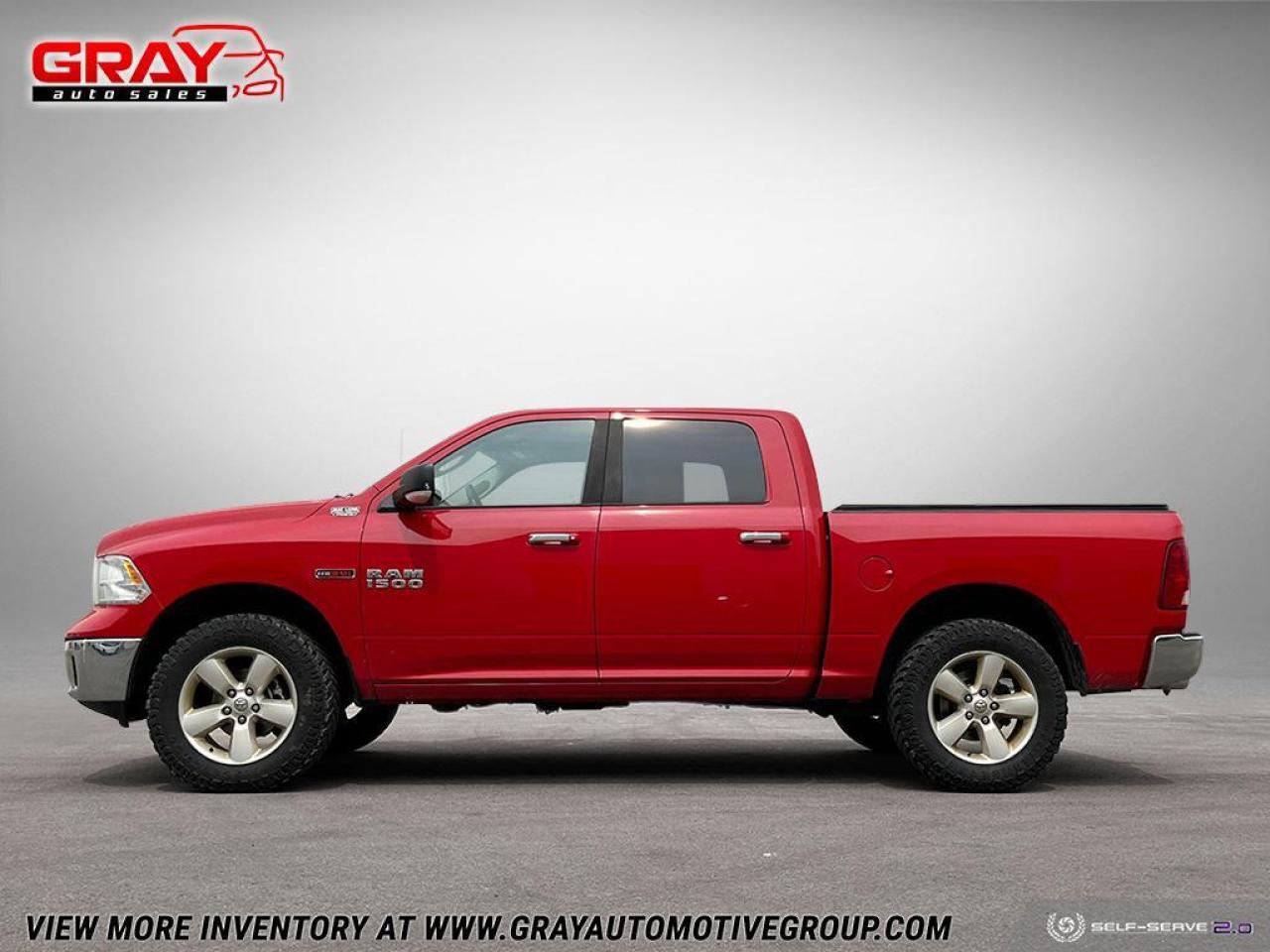 2016 RAM 1500 4WD CREW CAB 140.5" SLT - Photo #2