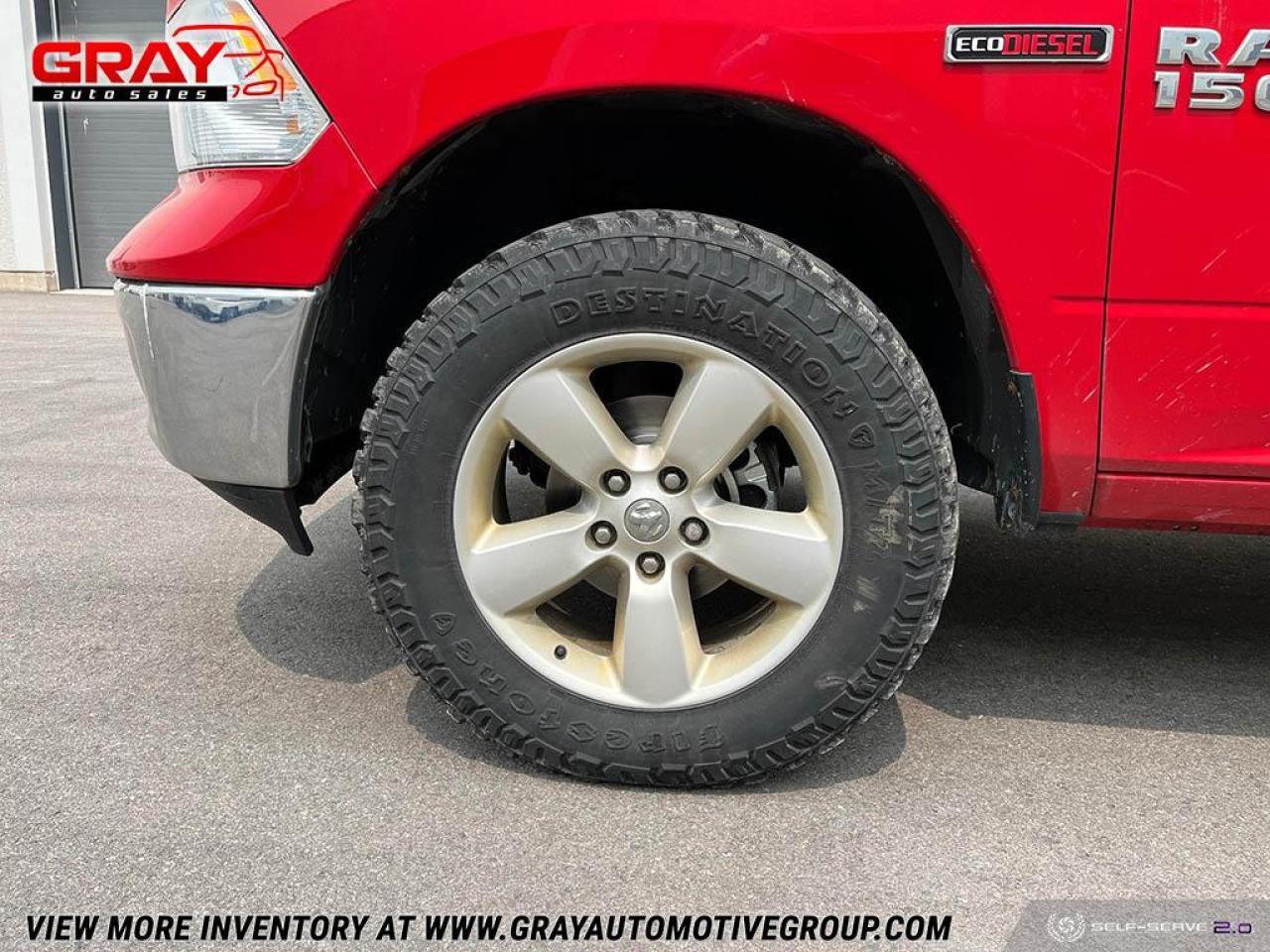 2016 RAM 1500 4WD CREW CAB 140.5" SLT - Photo #9
