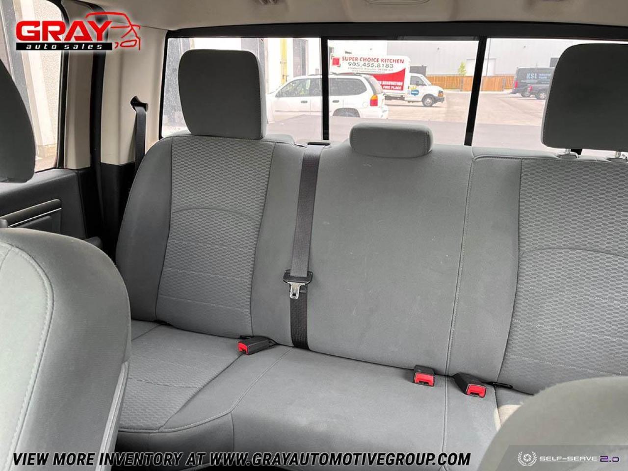 2016 RAM 1500 4WD CREW CAB 140.5" SLT - Photo #16